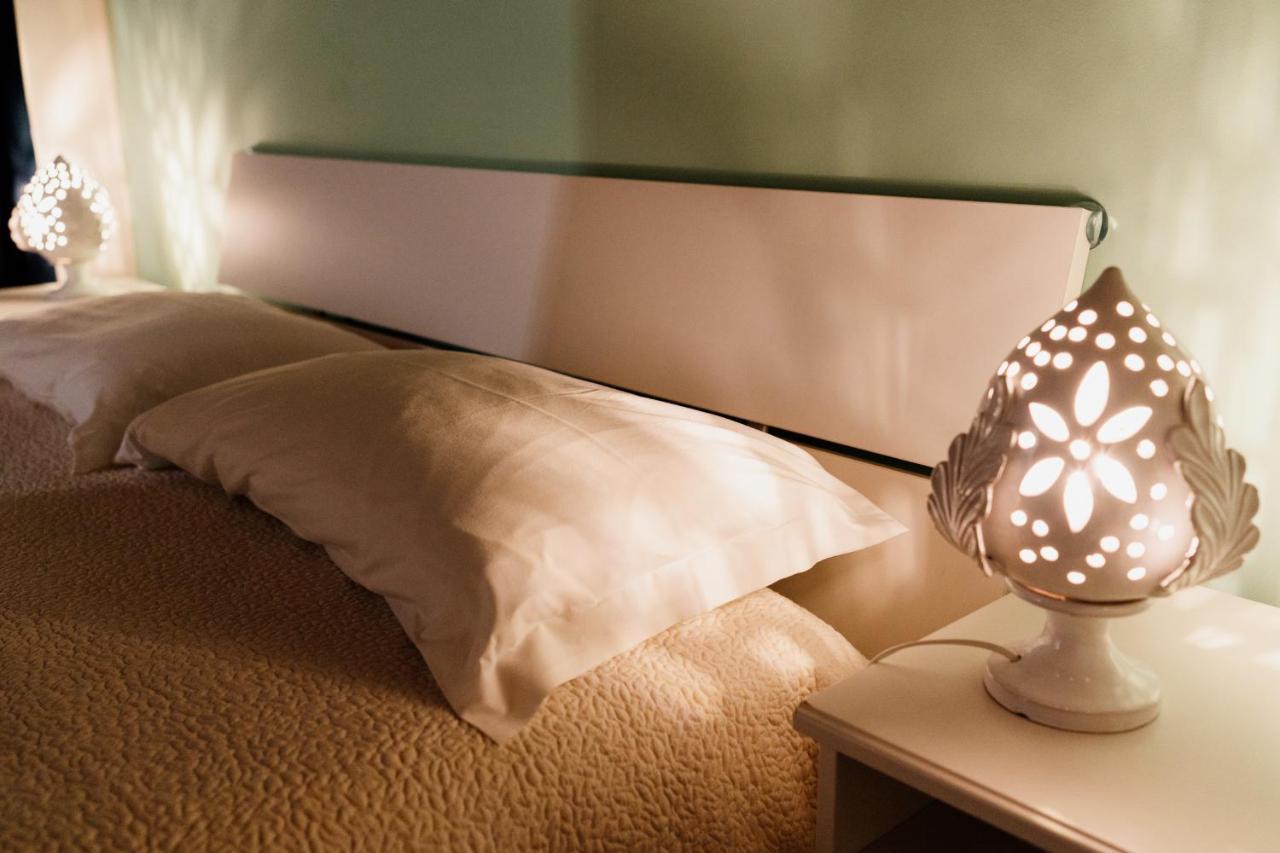 Nell'Antico Borgo B&B มอลเฟตตา ภายนอก รูปภาพ
