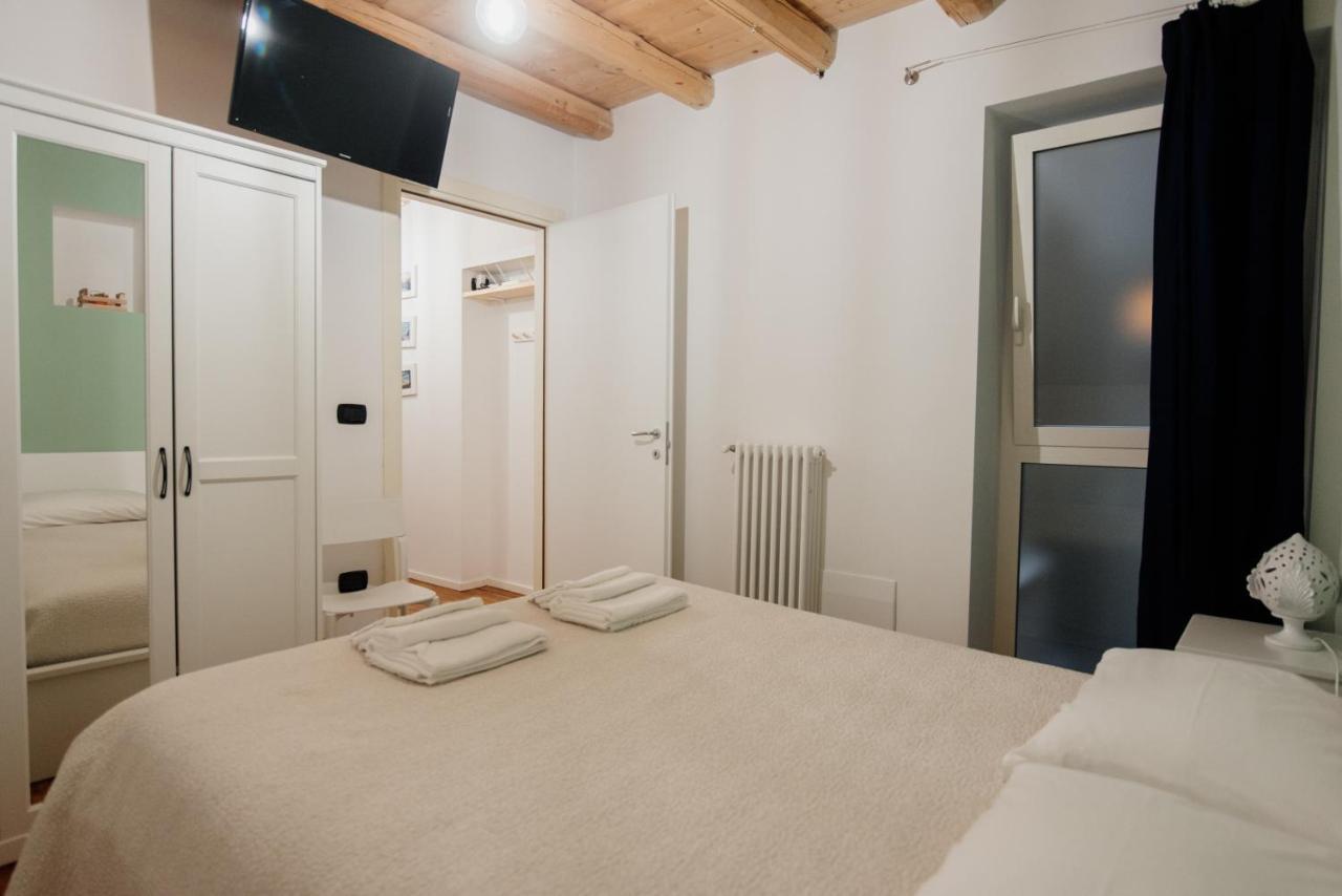 Nell'Antico Borgo B&B มอลเฟตตา ภายนอก รูปภาพ