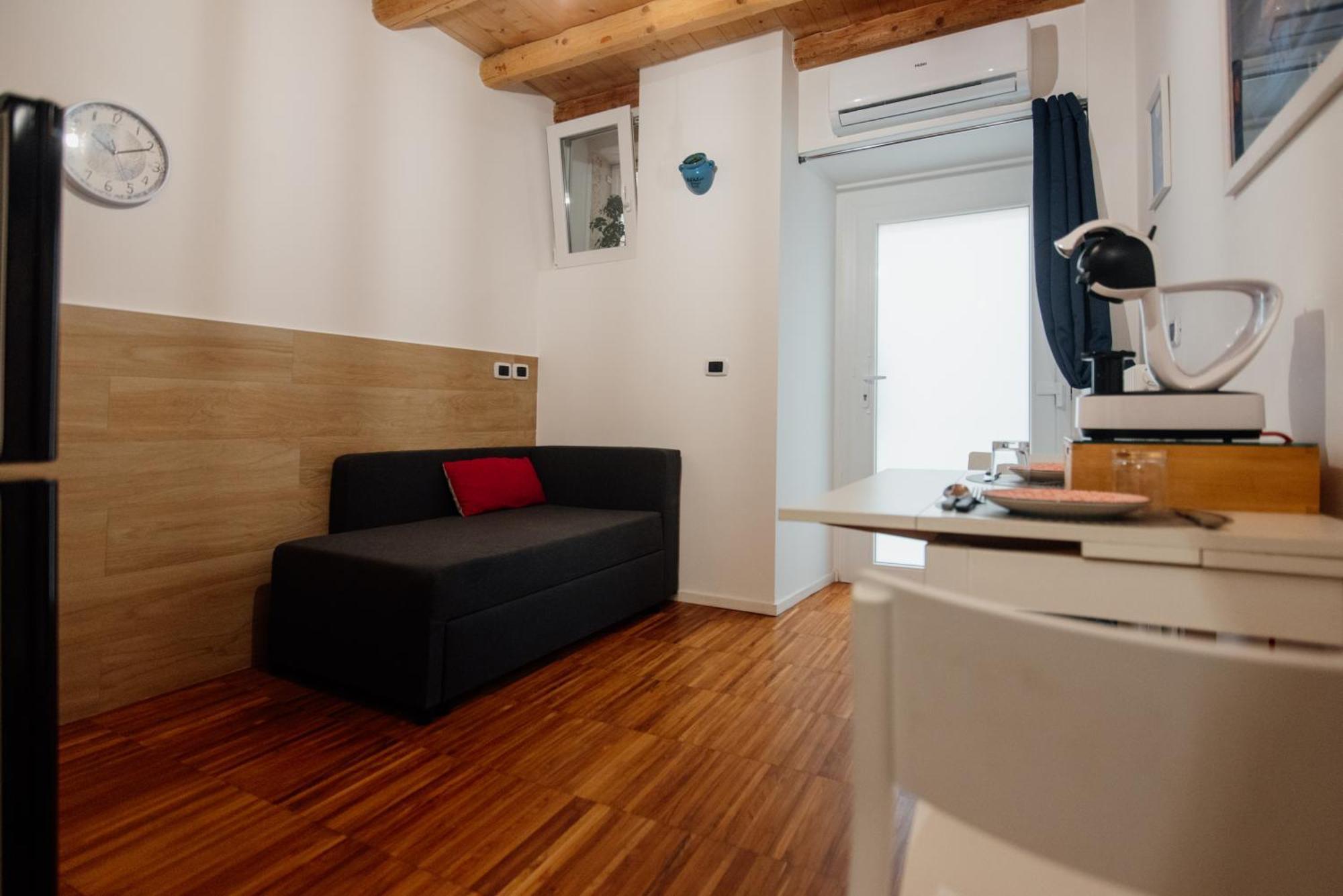 Nell'Antico Borgo B&B มอลเฟตตา ภายนอก รูปภาพ